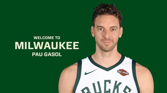 Pau Gasol presentado como jugador de los Milwaukee Bucks Pau Gasol presentado como jugador de los Milwaukee Bucks
