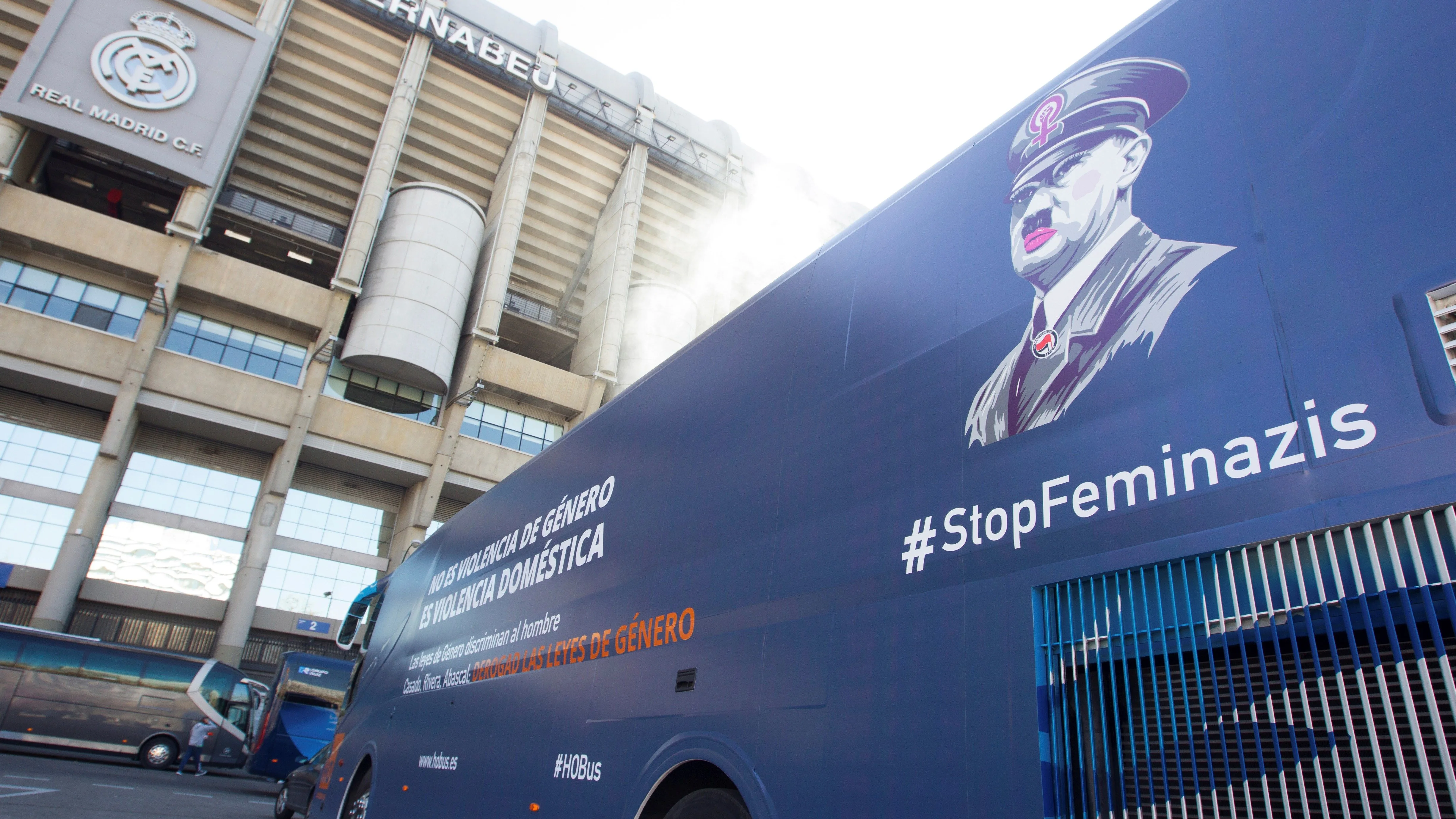 El bus de la plataforma Hazte Oír