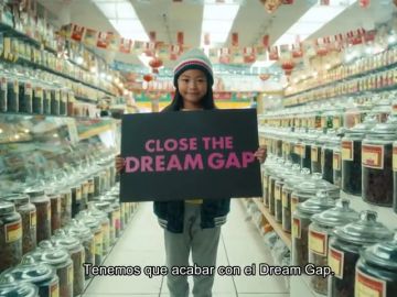Las niñas protestan por la falta de oportunidades en un vídeo que vuelve a ser viral con motivo del 8M Las niñas protestan por la falta de oportunidades en un vídeo que vuelve a ser viral con motivo del 8M