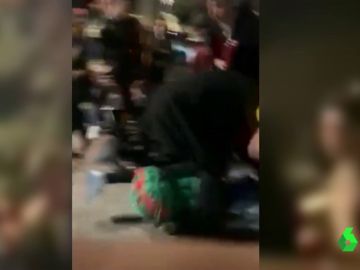Investigan una posible agresión de un portero de discoteca a una madre y su hija Investigan una posible agresión de un portero de discoteca a una madre y su hija