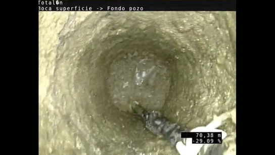 Los trabajos con la piqueta para deshacer el tapón en el pozo al que cayó Julen Los trabajos con la piqueta para deshacer el tapón en el pozo al que cayó Julen