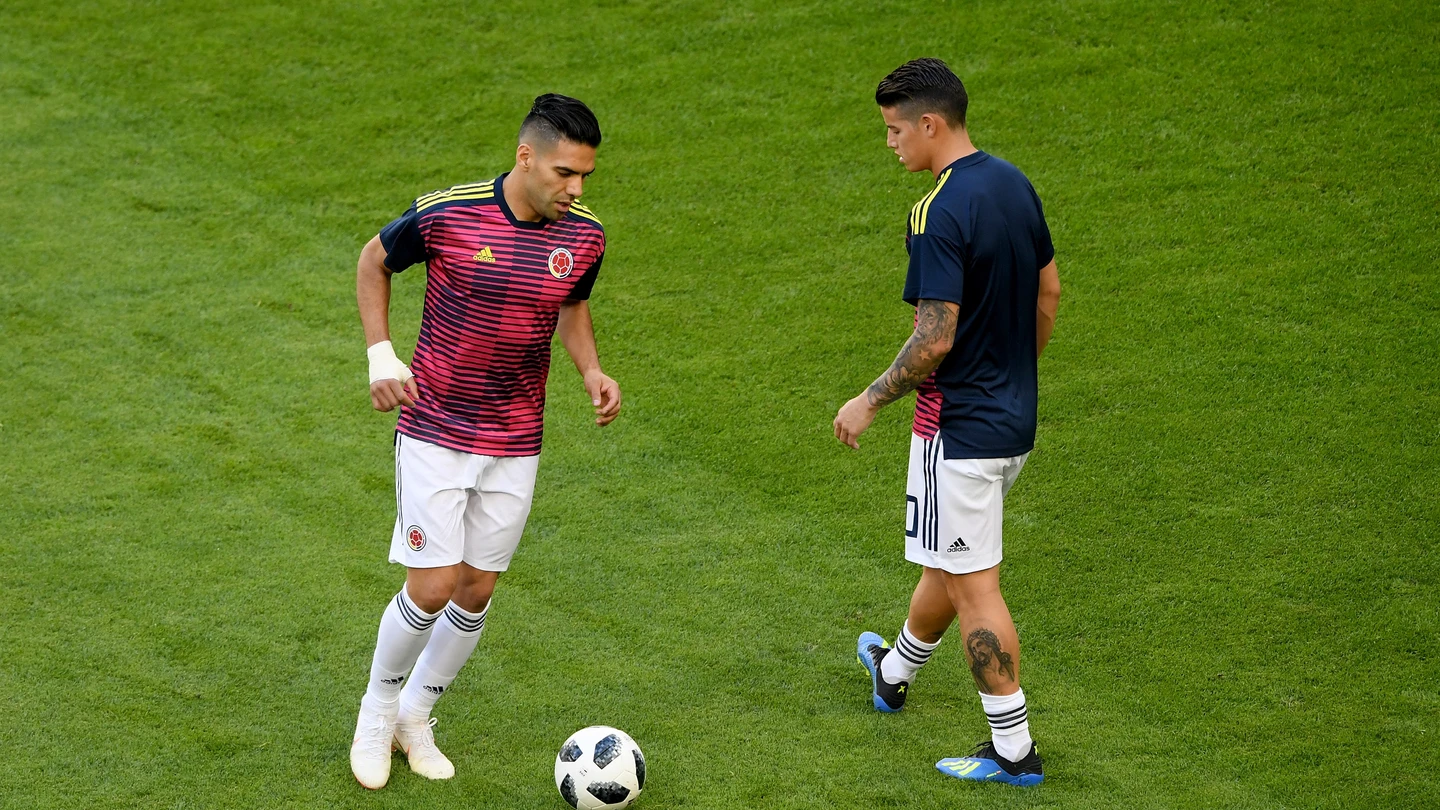 James y Falcao, durante un entrenamiento con Colombia James y Falcao, durante un entrenamiento con Colombia