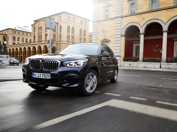 BMW X3 xDrive30e BMW X3 xDrive30e