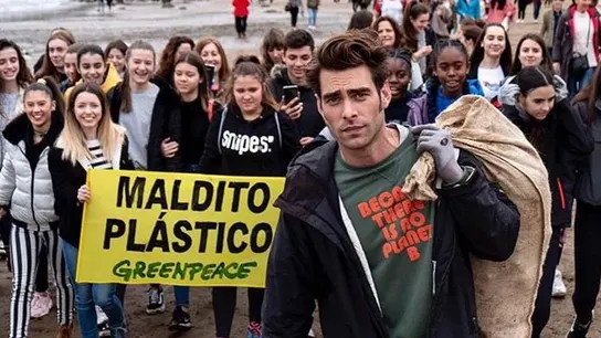 Jon Kortajarena en un evento de Greenpeace Jon Kortajarena en un evento de Greenpeace