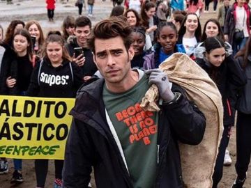 Jon Kortajarena en un evento de Greenpeace Jon Kortajarena en un evento de Greenpeace