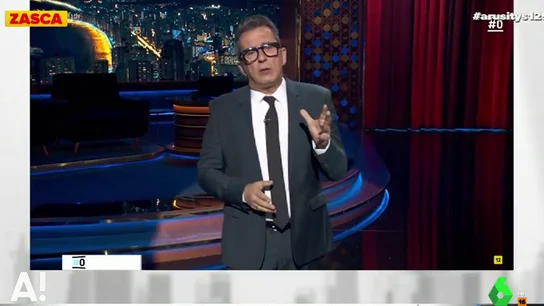 El tajante mensaje de Buenafuente a los que piden "el día del hombre hetero": "Se celebra 364 días al año" El tajante mensaje de Buenafuente a los que piden "el día del hombre hetero": "Se celebra 364 días al año"