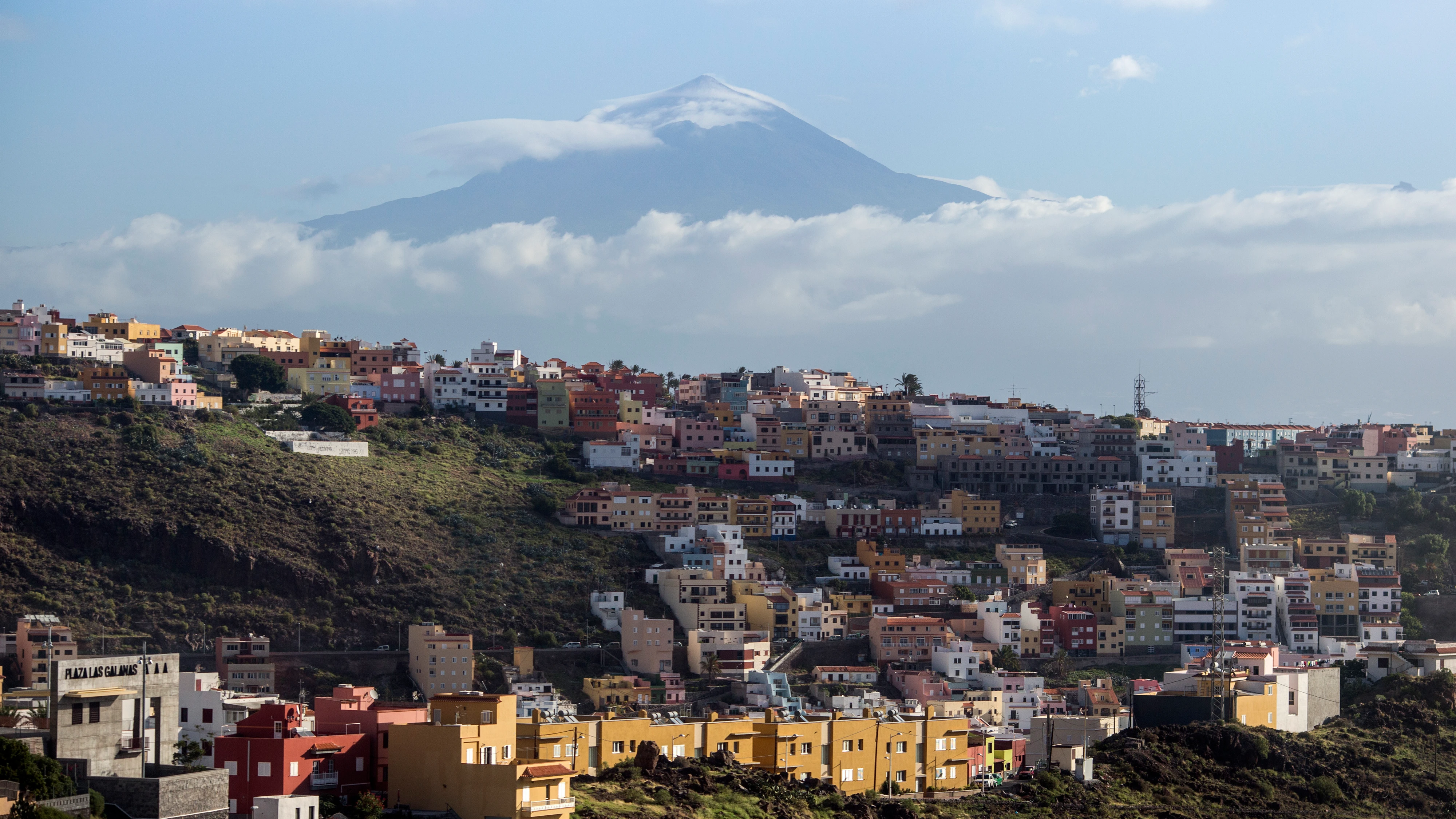 Vista del Teide desde San Sebastián de La Gomera