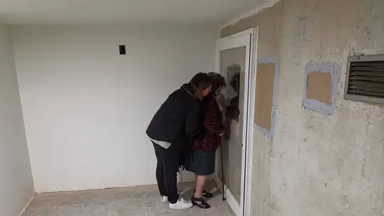 Dos de los familiares visitan la cripta del Valle de los Caídos Dos de los familiares visitan la cripta del Valle de los Caídos