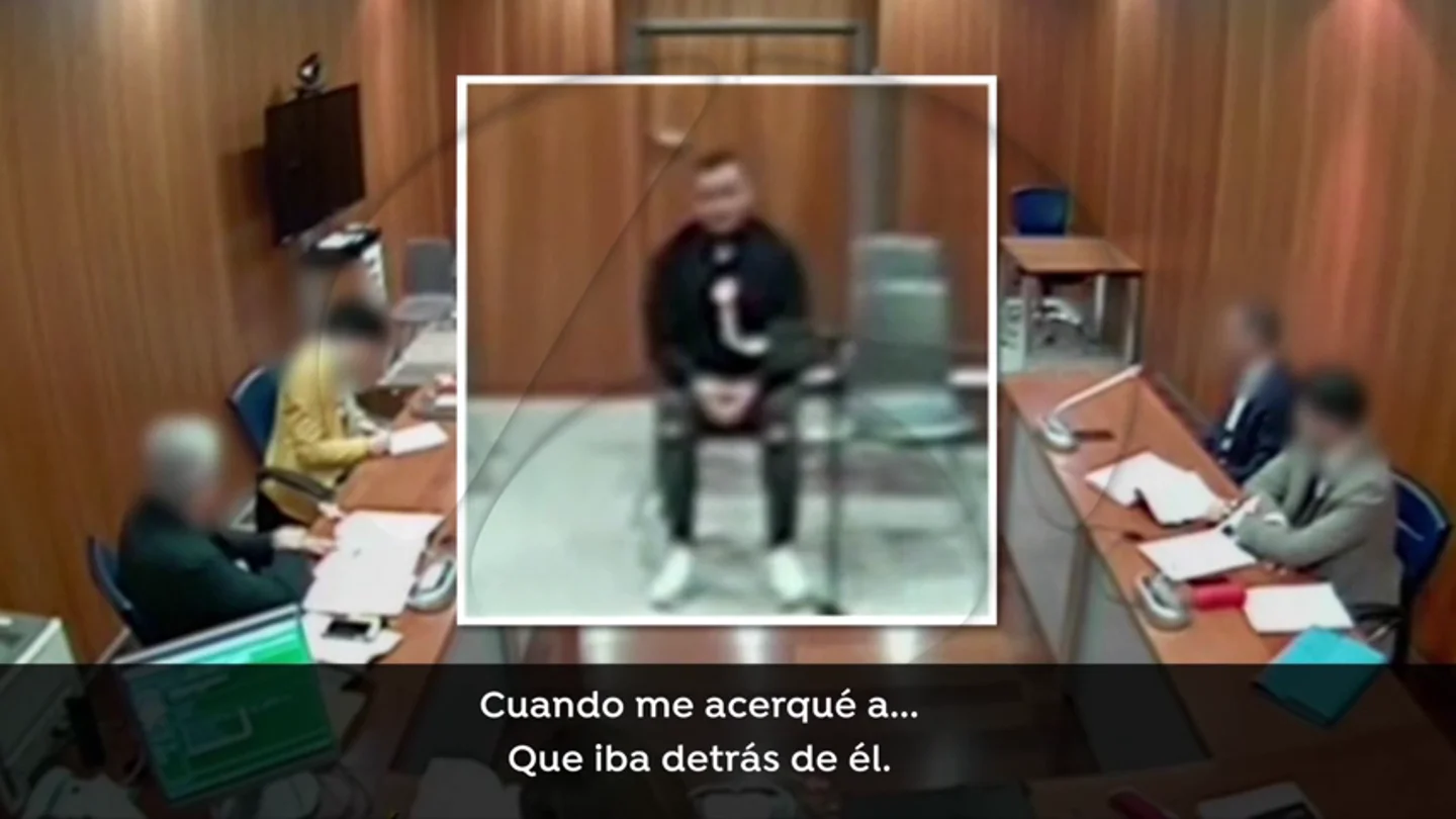El vídeo de la declaración del padre de Julen ante la jueza: "Cuando vi eso, yo me quería morir" El vídeo de la declaración del padre de Julen ante la jueza: "Cuando vi eso, yo me quería morir"
