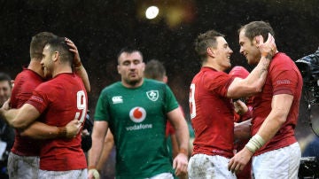 Gales celebra su triunfo ante Irlanda