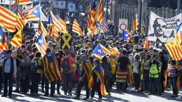 Manifestación que bajo "Democracia es decidir" ha sido convocada en Madrid