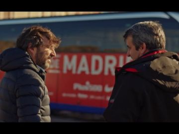 La emotiva historia detrás del conductor del autobús del Atlético de Madrid: "Cogí el trabajo en memoria de mi hermano" La emotiva historia detrás del conductor del autobús del Atlético de Madrid: "Cogí el trabajo en memoria de mi hermano"