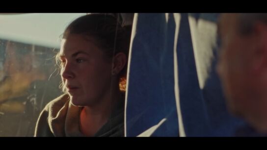 El emotivo relato de una joven que vive alejada de sus padres por motivos de trabajo: "Siempre est&aacute;n fuera de casa, pero intentan saber de nosotros"