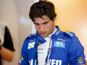 Carlos Sainz, en el box de McLaren Carlos Sainz, en el box de McLaren