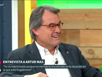 Artur Mas: "Puigdemont tiene que asumir las responsabilidades y consecuencias de sus actos" Artur Mas: "Puigdemont tiene que asumir las responsabilidades y consecuencias de sus actos"