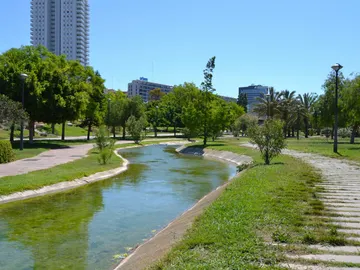 El antiguo cauce del rio Turia El antiguo cauce del rio Turia
