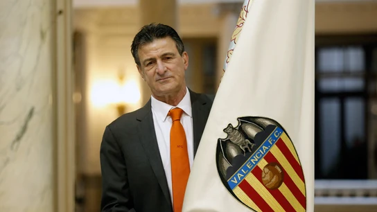 Mario Kempes Mario Kempes, en la celebración del centenario del Valencia