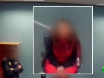 La detenida relata ante el juez cómo su novio mató Joshua tras un forcejeo La detenida relata ante el juez cómo su novio mató Joshua tras un forcejeo