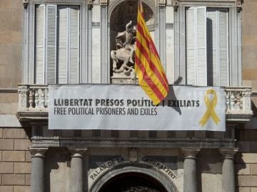 laSexta Noticias 20:00 (19-03-19) Torra mantendrá los lazos amarillos en la Generalitat: "No está de acuerdo con la Junta Electoral" laSexta Noticias 20:00 (19-03-19) Torra mantendrá los lazos amarillos en la Generalitat: "No está de acuerdo con la Junta Electoral"