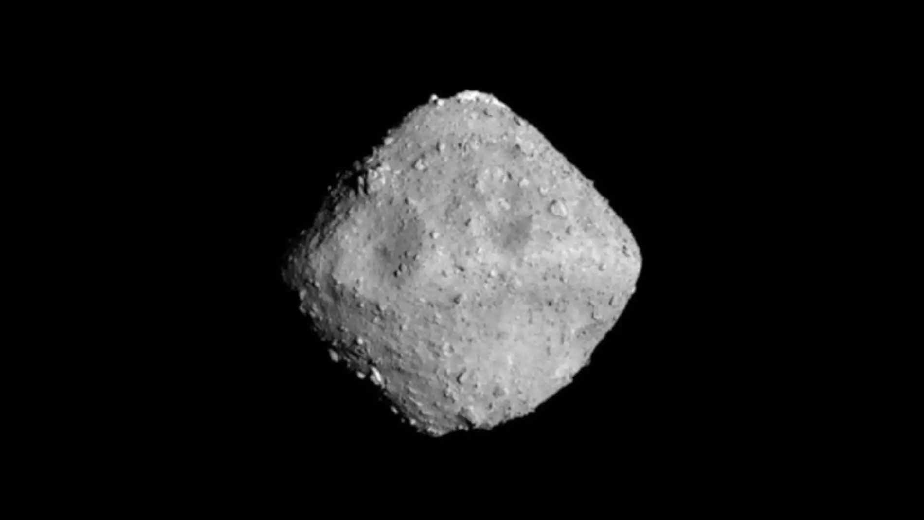La sonda Hayabusa 2 manda los primeros datos del asteroide Ryugu