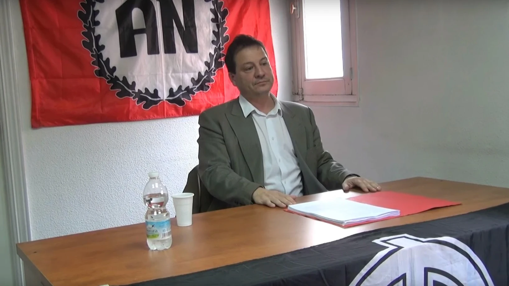 Fernando Paz en un acto de Alianza Nacional