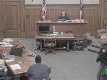 Un hombre condenado a 22 años de prisión suma seís más de cárcel por su violenta reacción ante el juez
