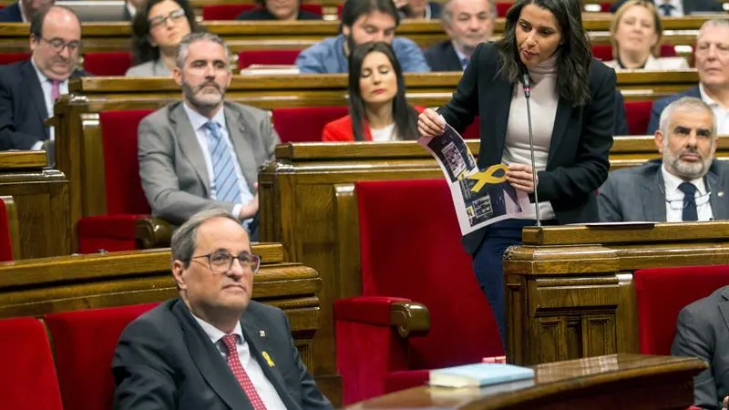 Inés Arrimadas y Quim Torra en el Parlament