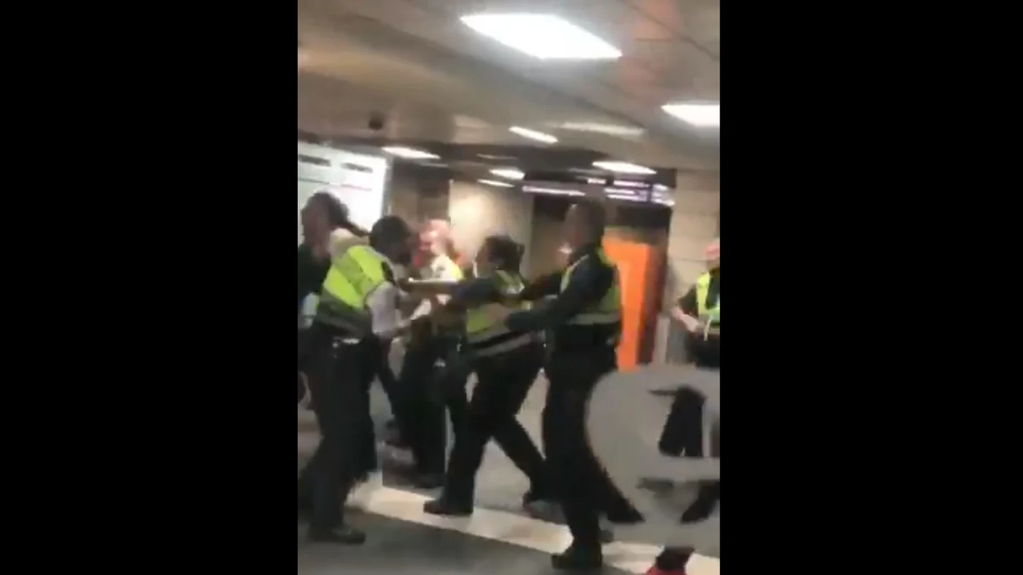 Agresión de varios vigilantes de Renfe Agresión de varios vigilantes de Renfe