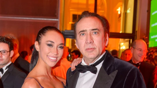Nicolas Cage y Erika Koike Nicolas Cage y Erika Koike