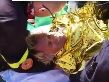 Salen a la luz las impactantes imágenes del rescate a Jesús Calleja tras sufrir un accidente Salen a la luz las impactantes imágenes del rescate a Jesús Calleja tras sufrir un accidente