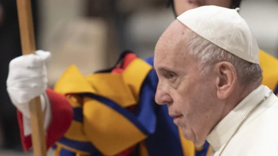El papa Francisco durante una celebración penitencial en la basílica de San Pedro El papa Francisco durante una celebración penitencial en la basílica de San Pedro