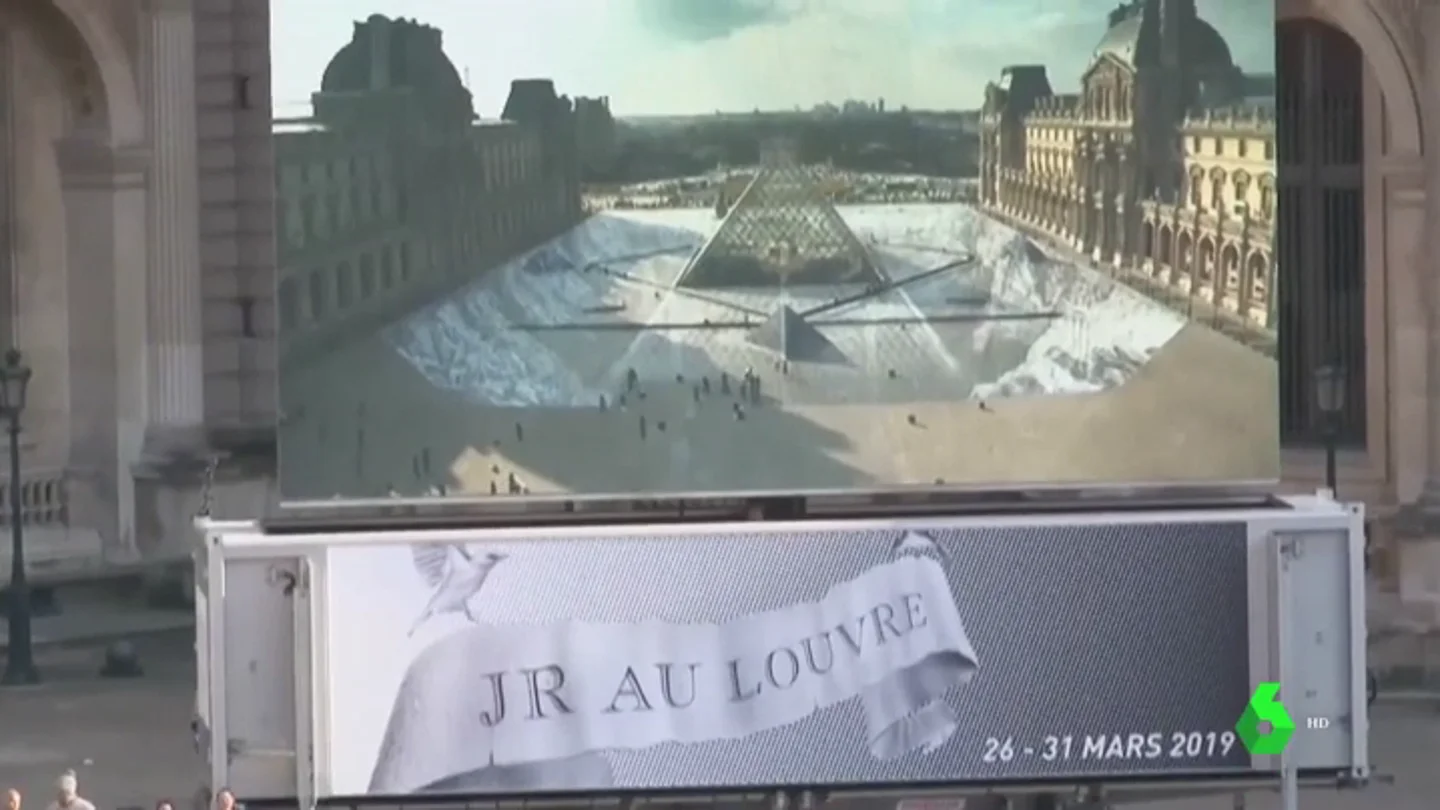 Ilusión óptica del Louvre Ilusión óptica del Louvre