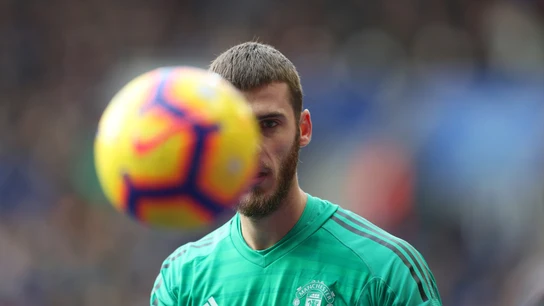 David de Gea mira al balón durante un partido David de Gea mira al balón durante un partido
