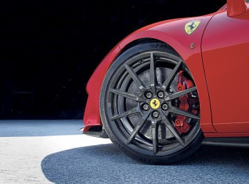 Ferrari 488 pista carbón fiber wheels
