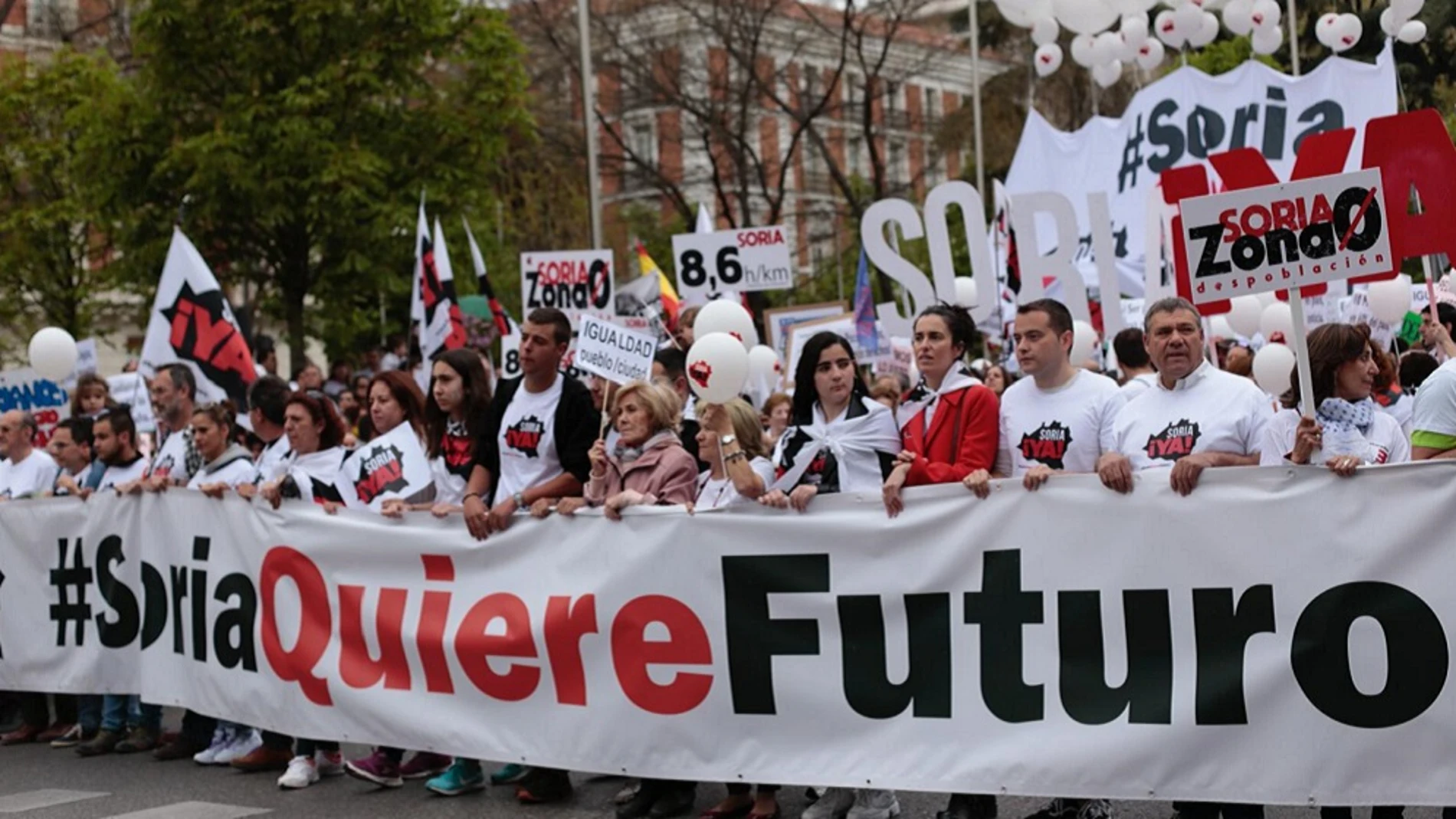 Cabecera de la manifestación convocada en Madrid para concienciar sobre el problema de la despoblación a nivel nacional