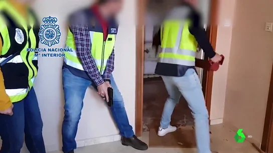 Desarticulado un grupo de proxenetas que explotaba a mujeres en pisos turísticos Desarticulado un grupo de proxenetas que explotaba a mujeres en pisos turísticos