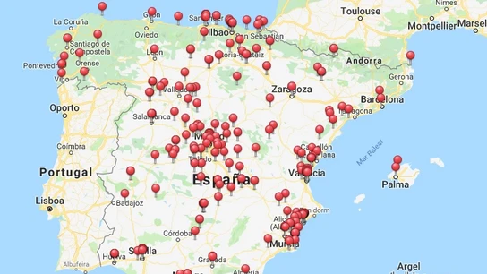 Emblemas franquistas que siguen aún a la vista pública Emblemas franquistas que siguen aún a la vista pública