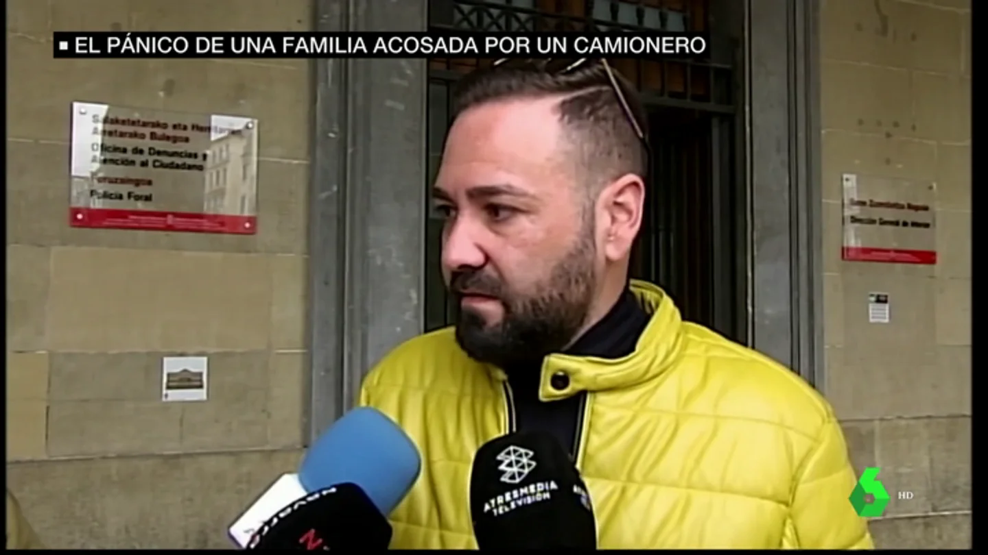 Habla el conductor que fue acosado por un camión cuando viajaba con su familia: "Temes por tu vida" Habla el conductor que fue acosado por un camión cuando viajaba con su familia: "Temes por tu vida"