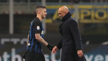 Icardi y Spalletti se cruzan sin mediar palabra