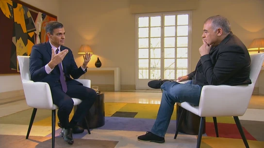 Entrevista a Pedro Sánchez en Al Rojo Vivo. Entrevista a Pedro Sánchez en Al Rojo Vivo.