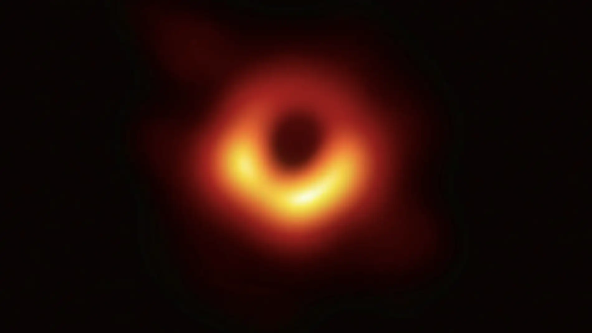 Capturan la primera imagen real de un agujero negro