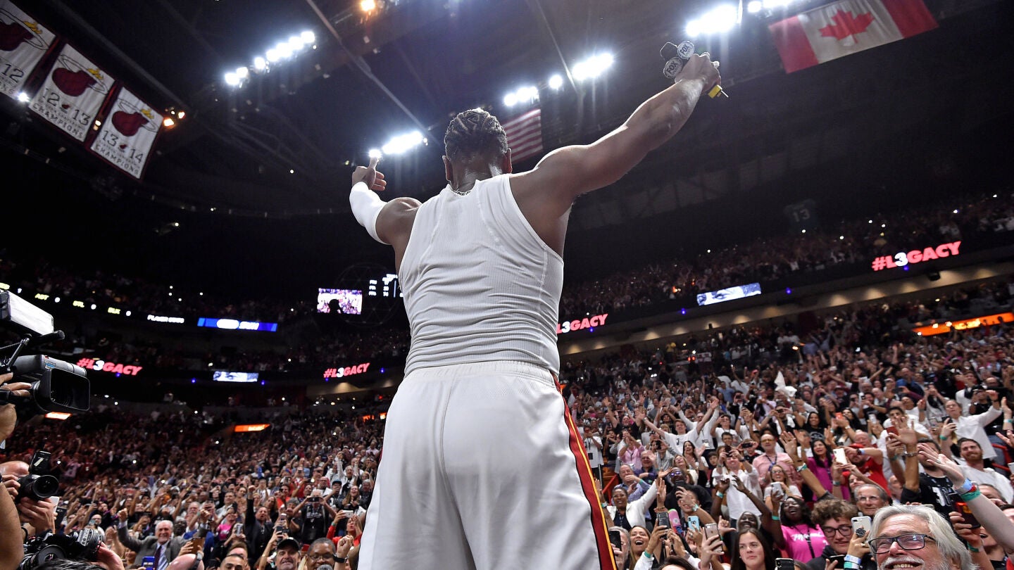 Dwyane Wade se despide de la afici&oacute;n de Miami