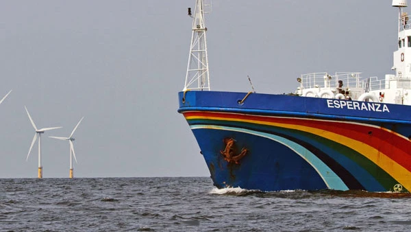 Barco 'Esperanza' de Greenpeace