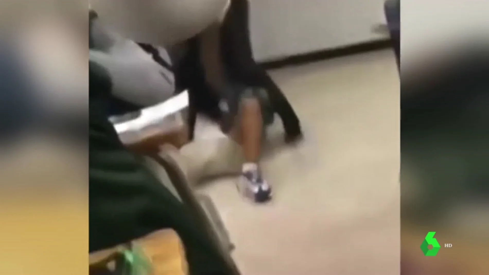 Brutal 'placaje' del subdirector de un instituto a una niña de 13 años en Florida
