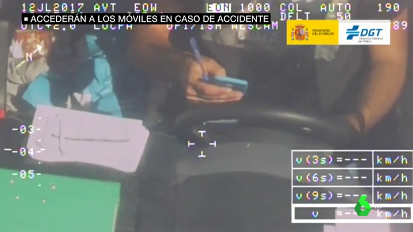 La Policía podrá registrar los móviles de las personas involucradas en accidentes de tráfico para investigar su posible relación La Policía podrá registrar los móviles de las personas involucradas en accidentes de tráfico para investigar su posible relación