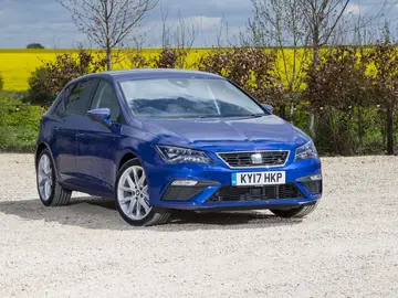 SEAT León FR SEAT León FR
