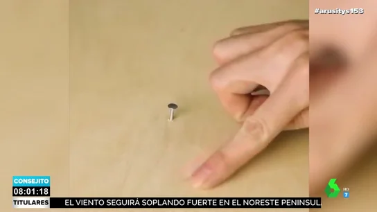 Cómo disimular los golpes de martillo en la madera y otros trucos caseros que te salvarán de momentos complicados Cómo disimular los golpes de martillo en la madera y otros trucos caseros que te salvarán de momentos complicados