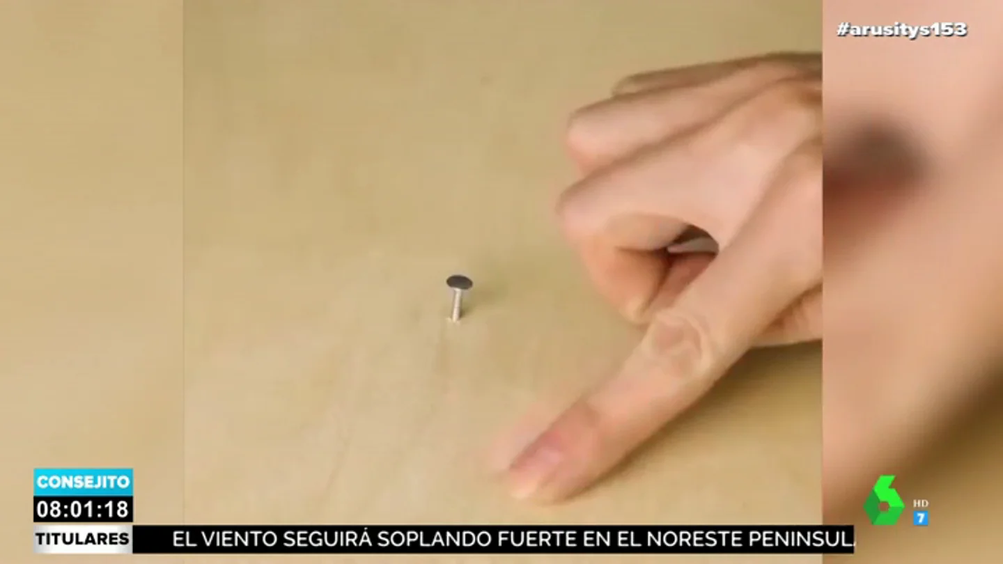 Cómo disimular los golpes de martillo en la madera y otros trucos caseros que te salvarán de momentos complicados Cómo disimular los golpes de martillo en la madera y otros trucos caseros que te salvarán de momentos complicados