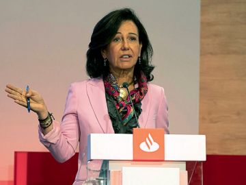 Imagen de Ana Patricia Botín durante un acto del Santander Imagen de Ana Patricia Botín durante un acto del Santander