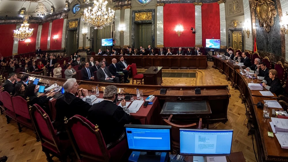 Vista general de la Sala de Plenos del Tribunal Supremo al inicio del juicio del 'procés'